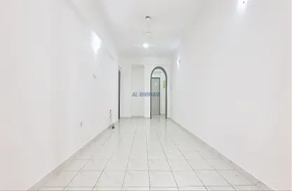 Apartment - 2 Bedrooms - 2 Bathrooms for rent in Rola Road - Al Raffa - Bur Dubai - Dubai