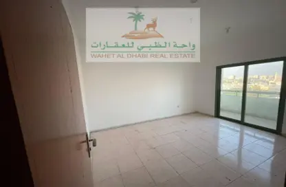 Apartment - 2 Bedrooms - 2 Bathrooms for rent in Qasimia 10 building - Al Mahatta - Al Qasimia - Sharjah