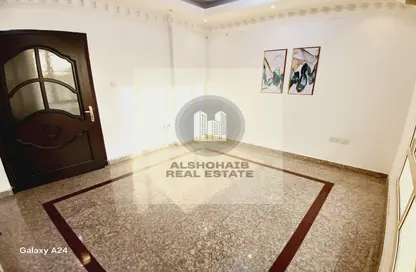 Apartment - 2 Bedrooms - 3 Bathrooms for rent in Al Manaseer - Abu Dhabi