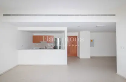 Apartment - 3 Bedrooms - 2 Bathrooms for rent in Al Ghaf 3 - Al Ghaf - Greens - Dubai