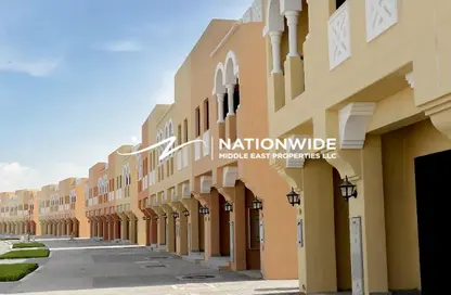 Townhouse - 2 Bedrooms - 3 Bathrooms for sale in Zone 7 - Hydra Village - Abu Dhabi