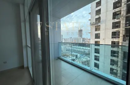 Apartment - 1 Bedroom - 2 Bathrooms for rent in Saleh Bin Lahej Building - Jumeirah Village Circle - Dubai