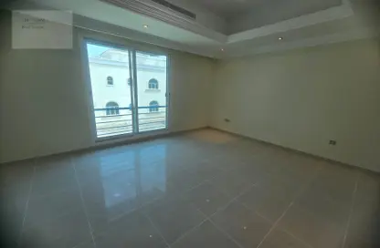 Apartment - 4 Bedrooms - 6 Bathrooms for rent in Khalifa City A - Khalifa City - Abu Dhabi