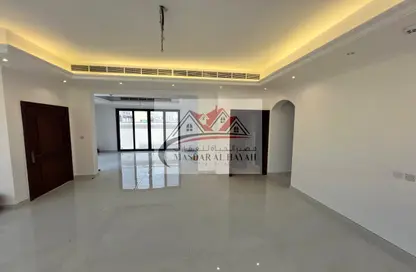 Villa - 5 Bedrooms - 5 Bathrooms for rent in Al Hooshi Villas - Hoshi - Al Badie - Sharjah