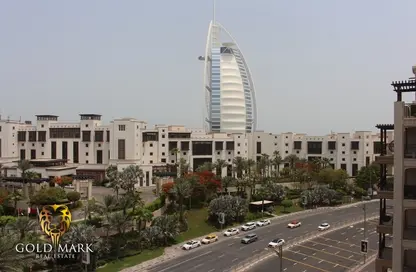 Apartment - 3 Bedrooms - 5 Bathrooms for sale in Lamtara 3 - Madinat Jumeirah Living - Umm Suqeim - Dubai