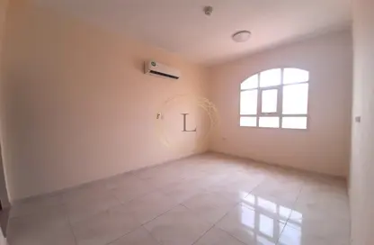 Apartment - 2 Bedrooms - 2 Bathrooms for rent in Bida Bin Ammar - Asharej - Al Ain