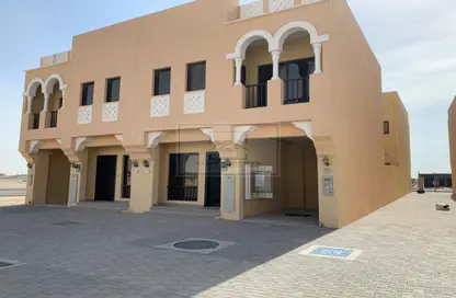 Villa - 2 Bedrooms - 3 Bathrooms for rent in Zone 8 - Hydra Village - Abu Dhabi