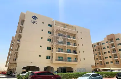 Apartment - 1 Bedroom - 2 Bathrooms for sale in Mazaya 31 - Queue Point - Dubai Land - Dubai