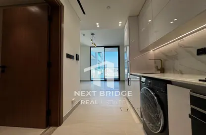 Apartment - 1 Bathroom for rent in Bloom Towers B - Bloom Towers - Jumeirah Village Circle - Dubai