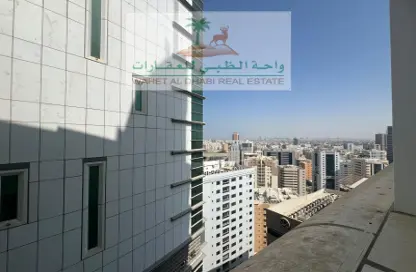 Apartment - 2 Bedrooms - 3 Bathrooms for rent in Kuwaiti Building - Al Qasimia - Sharjah