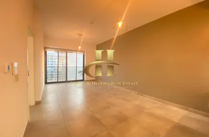 Apartment - 1 Bedroom - 2 Bathrooms for rent in Lucky 1 Residence - Jumeirah Village Circle - Dubai