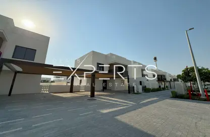 Villa - 4 Bedrooms - 5 Bathrooms for sale in Noya 1 - Noya - Yas Island - Abu Dhabi