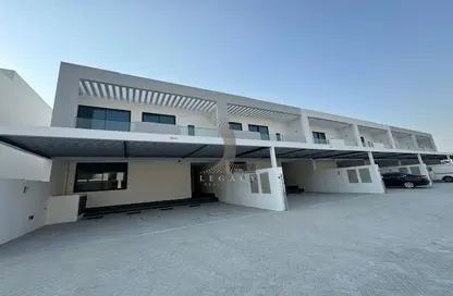 Villa - 4 Bedrooms - 5 Bathrooms for sale in West Village - Al Furjan - Dubai