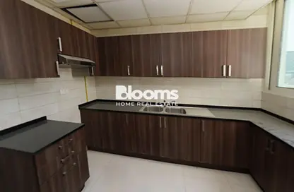 Apartment - 1 Bedroom - 2 Bathrooms for rent in Jumeirah Village Circle - Dubai