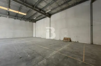 Warehouse - Studio for sale in Phase 2 - Dubai Investment Park (DIP) - Dubai