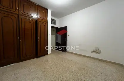 Apartment - 2 Bedrooms - 2 Bathrooms for rent in Shabiya - Mussafah - Abu Dhabi