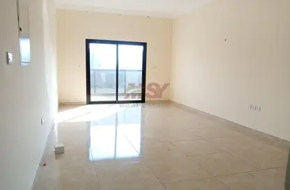 Apartment - 2 Bedrooms - 3 Bathrooms for rent in Al Jurf Industrial 3 - Al Jurf Industrial - Ajman