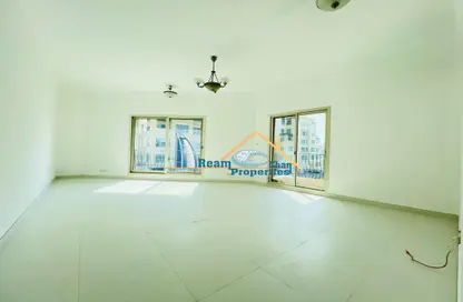 Apartment - 3 Bedrooms - 3 Bathrooms for rent in Oud Metha - Bur Dubai - Dubai