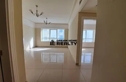 Apartment - 1 Bedroom - 2 Bathrooms for rent in Al Khan 9 building - Al Khan - Sharjah