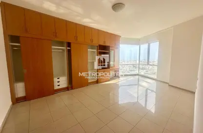 Apartment - 2 Bedrooms - 4 Bathrooms for rent in Fairmont Hotel - Sheikh Zayed Road - Dubai