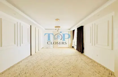 Apartment - 3 Bedrooms - 4 Bathrooms for rent in Central District - Al Ain