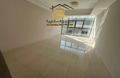 Apartment - 1 Bedroom - 2 Bathrooms for rent in Gulfa Towers - Al Rashidiya 1 - Al Rashidiya - Ajman