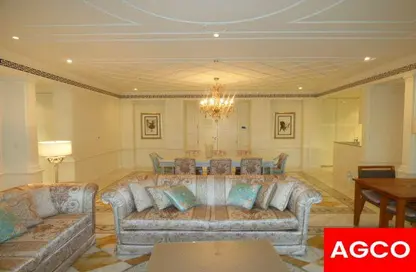 Apartment - 2 Bedrooms - 3 Bathrooms for sale in Palazzo Versace - Culture Village - Dubai