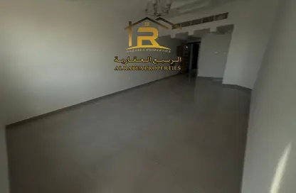 Apartment - 2 Bedrooms - 2 Bathrooms for rent in Al Jurf 2 - Al Jurf - Ajman Downtown - Ajman