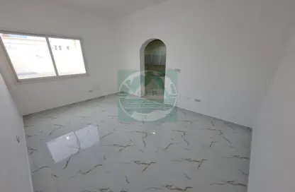 Apartment - 1 Bathroom for rent in Madinat Al Riyad - Abu Dhabi