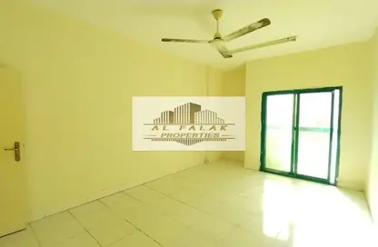 Apartment - 2 Bedrooms - 1 Bathroom for rent in New Al Taawun Road - Al Taawun - Sharjah