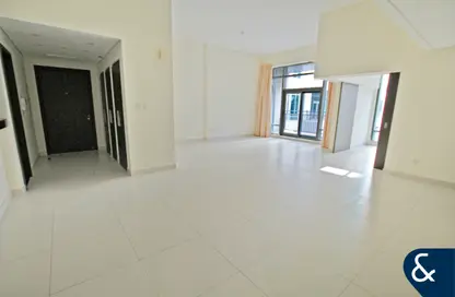 Apartment - 2 Bedrooms - 2 Bathrooms for rent in The Lofts Podium - The Lofts - Downtown Dubai - Dubai