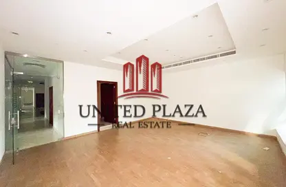 Office Space - Studio - 1 Bathroom for rent in Khalifa Street - Abu Dhabi