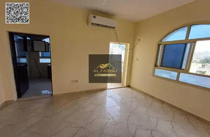 Apartment - 2 Bedrooms - 1 Bathroom for rent in Al Rashidiya Towers - Ajman Downtown - Ajman