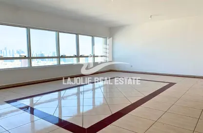 Apartment - 3 Bedrooms - 4 Bathrooms for rent in Airport Road - Abu Dhabi