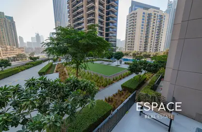 Apartment - 3 Bedrooms - 4 Bathrooms for sale in Boulevard Crescent Tower 1 - BLVD Crescent - Downtown Dubai - Dubai