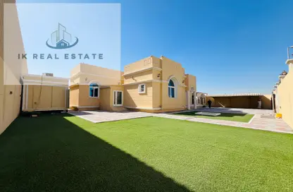 Villa - 3 Bedrooms - 5 Bathrooms for rent in Al Suyoh 1 - Al Suyoh - Sharjah