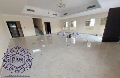 Villa - 4 Bedrooms - 5 Bathrooms for rent in Al Mansoura - Al Sharq - Sharjah