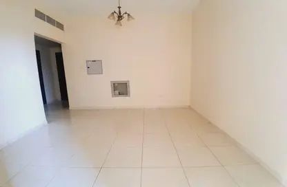 Apartment - 1 Bedroom - 1 Bathroom for rent in The Square 1 - Muwaileh Commercial - Sharjah