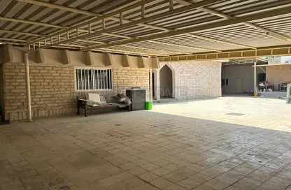 Villa for sale in Al Azra - Al Riqqa - Sharjah