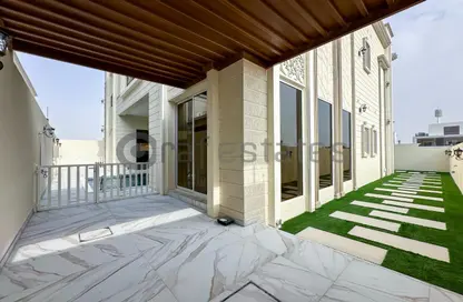 Villa - 5 Bedrooms - 7 Bathrooms for sale in Nad Al Sheba Gardens - Nad Al Sheba 1 - Nad Al Sheba - Dubai