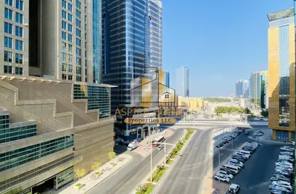 Apartment - 2 Bedrooms - 2 Bathrooms for rent in Emerald Tower - Khalifa Street - Abu Dhabi