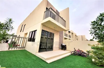 Villa - 3 Bedrooms - 4 Bathrooms for rent in Aurum Villas - Odora - Damac Hills 2 - Dubai