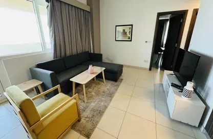 Apartment - 2 Bedrooms - 2 Bathrooms for rent in Windsor Residence - Dubai Land - Dubai