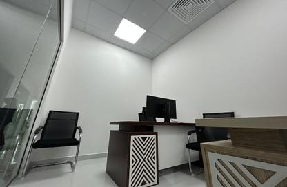 Business Centre - Studio - 1 Bathroom for rent in Red Avenue - Al Garhoud - Dubai