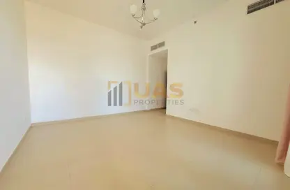 Apartment - 1 Bedroom - 2 Bathrooms for rent in Jumeirah Garden City - Al Satwa - Dubai