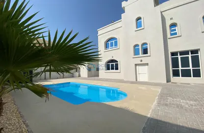 Villa - 7 Bedrooms for rent in Umm Suqeim 2 Villas - Umm Suqeim 2 - Umm Suqeim - Dubai