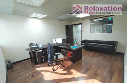 Office Space - Studio - 1 Bathroom for rent in Al Yasat Tower - Al Najda Street - Abu Dhabi