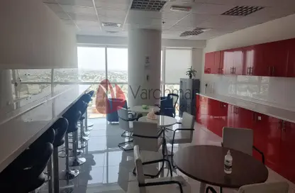 Half Floor - Studio - 1 Bathroom for rent in Swiss Tower - JLT Cluster Y - Jumeirah Lake Towers - Dubai