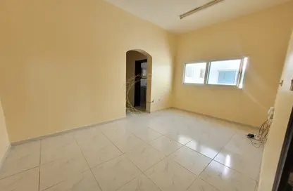 Apartment - 2 Bedrooms - 2 Bathrooms for rent in Al Khrais - Al Jimi - Al Ain