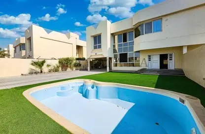 Villa - 4 Bedrooms - 4 Bathrooms for rent in Jumeirah 2 Villas - Jumeirah 2 - Jumeirah - Dubai